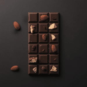 produktbillede af en plade mørk chokolade med mandler